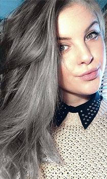 silver fox hair color trend